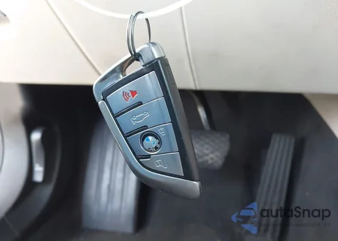 2020 BMW 740I xDrive from USA, damaged, VIN WBA7T4C01LCD08306